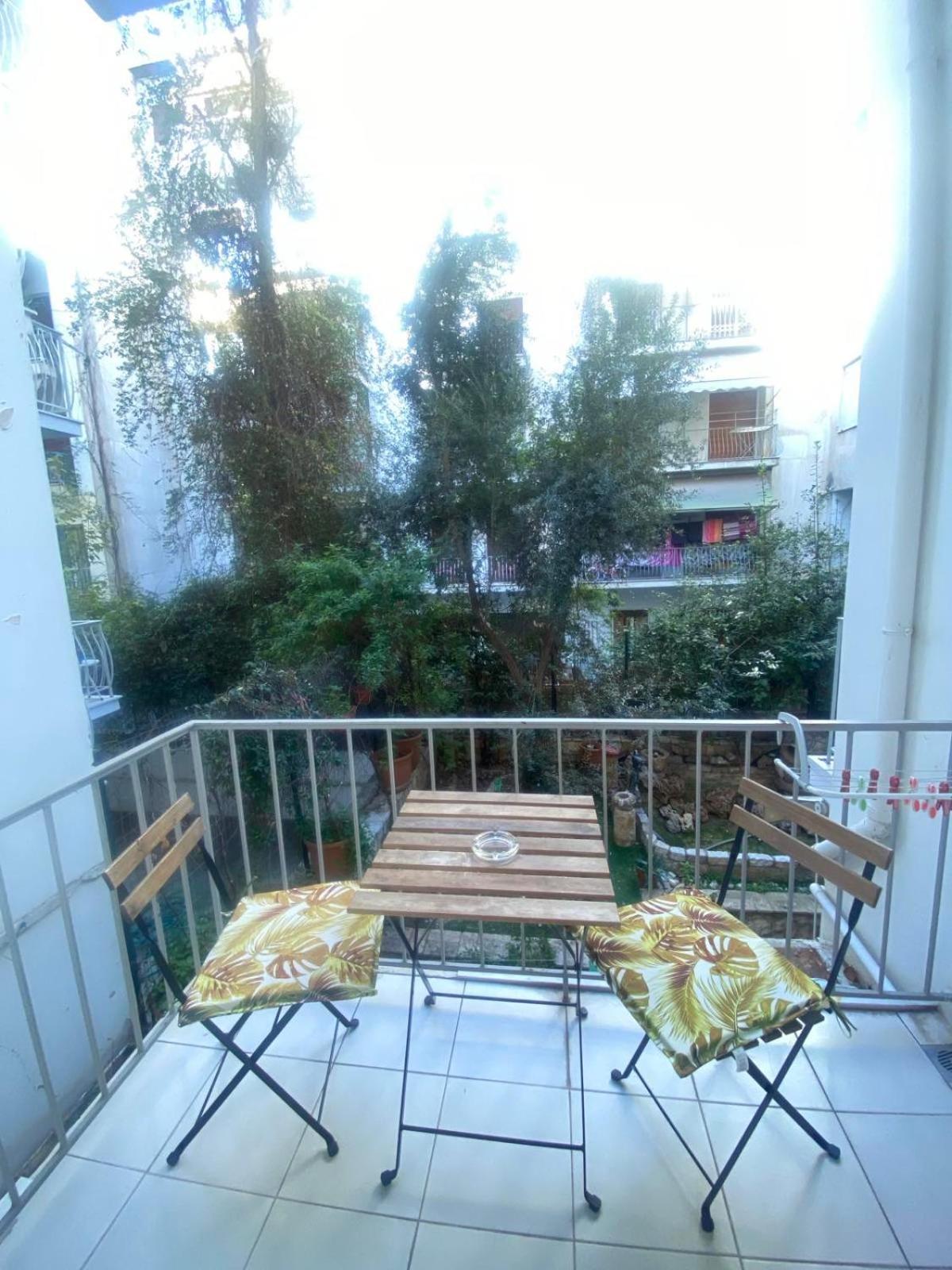 Modern, Ideally Located Studio Apartment Atenas Exterior foto